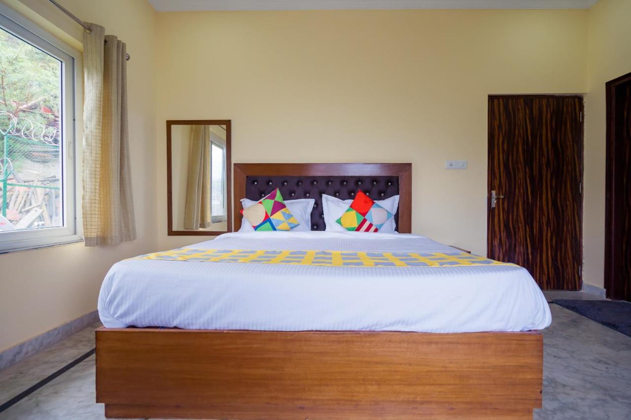 Spot On 40739 Nandi Palace Spot Hotel Мумбай Екстериор снимка